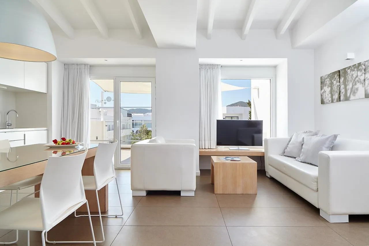 Ibiza Sun Apartments Playa d'en Bossa 4*,